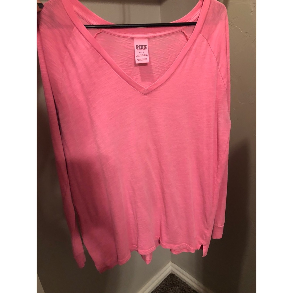 VS Pink long sleeve T-shirt